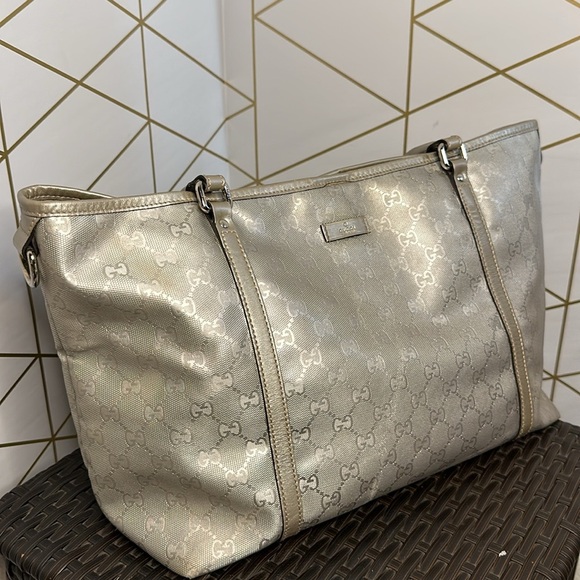 💯Authentic Gucci Tote Handbag 🍀 - Picture 17 of 17